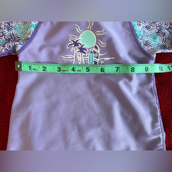UV Skins Violet Mock Neck Rash Guard - 2T - Picture 3 of 8